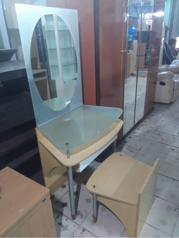 Thanh Lý Bàn Trang Điểm Cũ Giá Rẻ